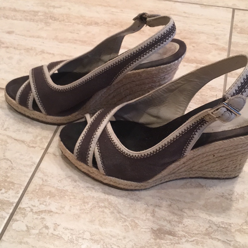 Banana Republic Peep Toe Sling Back Wedge Sz 8